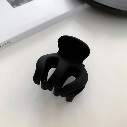 The No. 1 HAIR CLAW (+9 DIFFERENT SHAPES)